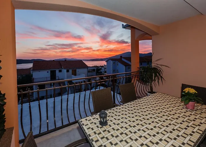 Nora 빌라 트로기르